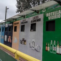 IMG_5786 12/10/2019 - A Corral le tri est des plus minutieux, du jamais vu. In Ciorral, a small town across the bay from Valdivia, they really impressed with their green...